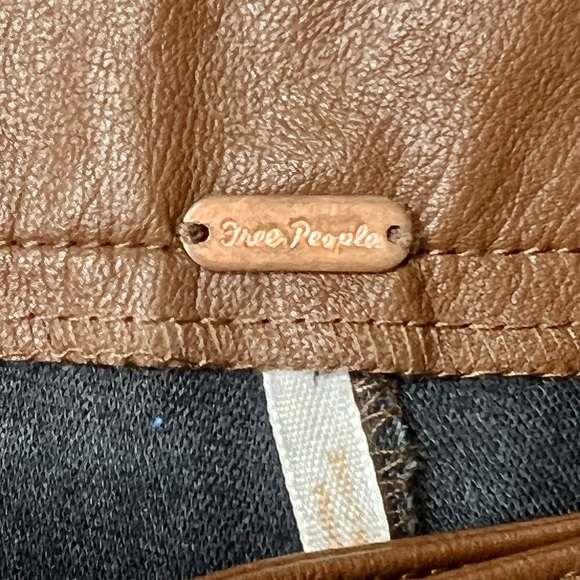 ❌SOLD❌ Free People | Sasha Vegan Kick Flare Pants; Faux Leather; Brown, Sz 6 - Picture 4 of 15